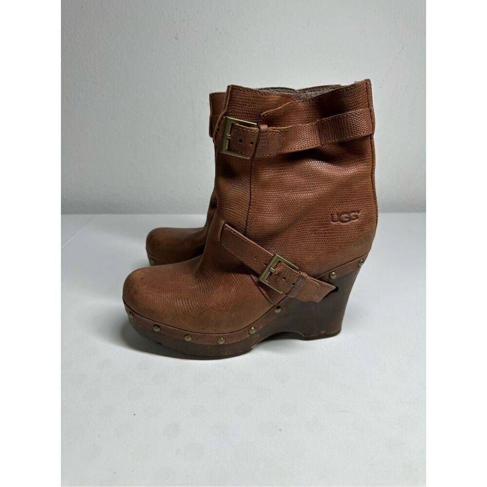 UGG Australia Women's Size 7 Brown Lizard Embossed Leather Ankle Boots See Note